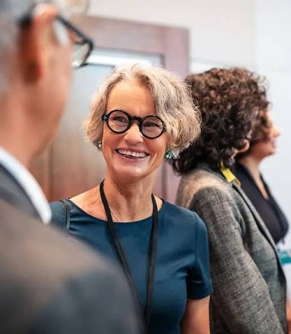 Family Solicitor: What Sets the Best Providers Apart for Investors Seeking Holistic Financial Planning